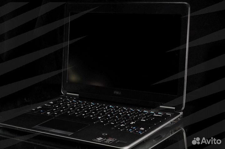 Dell latitude E 7240 i5 / 4 / SSD / 8582