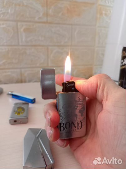 Коллекция зажигалок