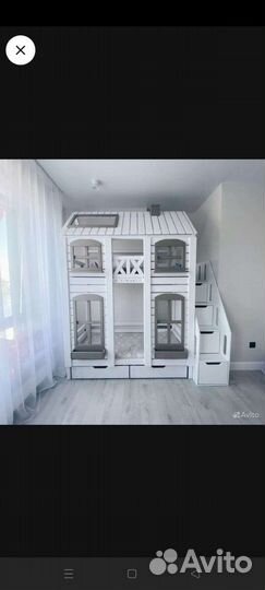 Детская кроватка домик двухъярусная