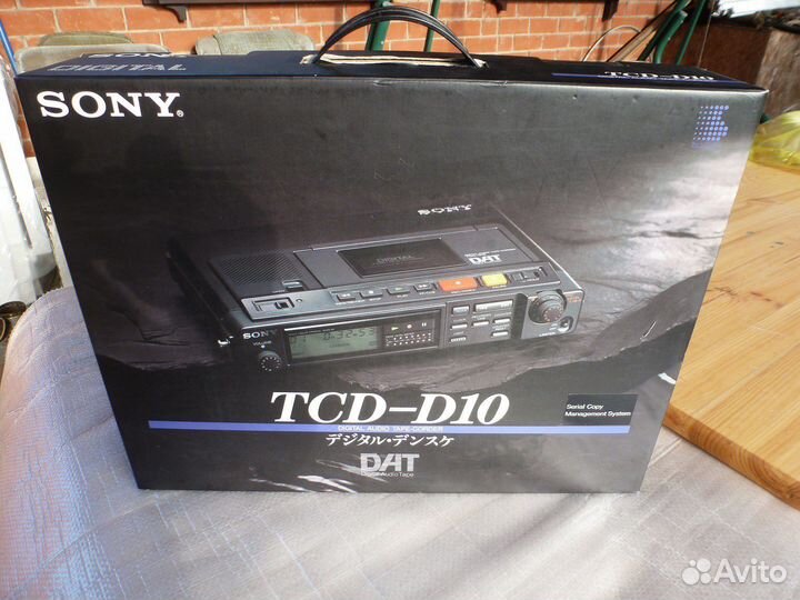 Sony TCD-D10 DAT Digital Audi Tape-Corder Рекордер