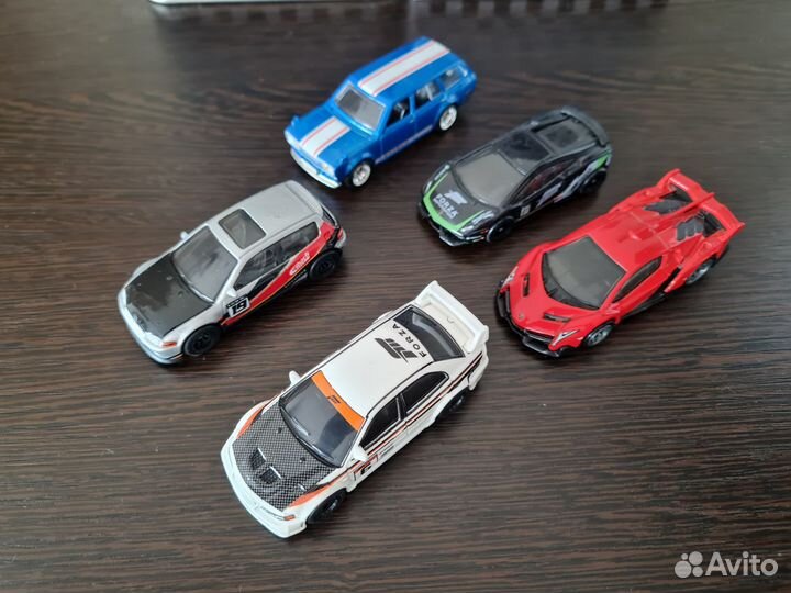 Hot wheels premium