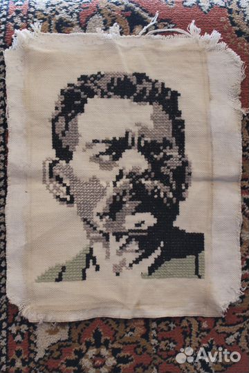 Портрет Максима Горького. Вышивка