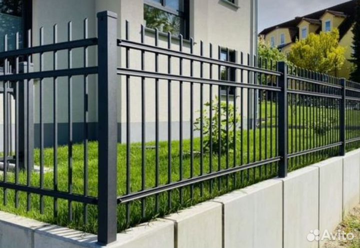 Забор из профильной трубы