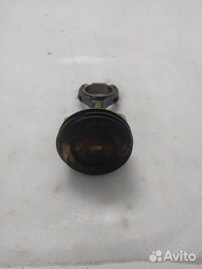 Поршень с шатуном A1570300517