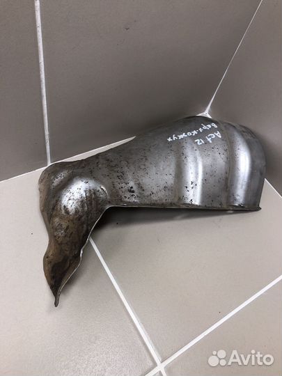 Тепловой экран коллектора Ssang Yong Actyon D20DTF