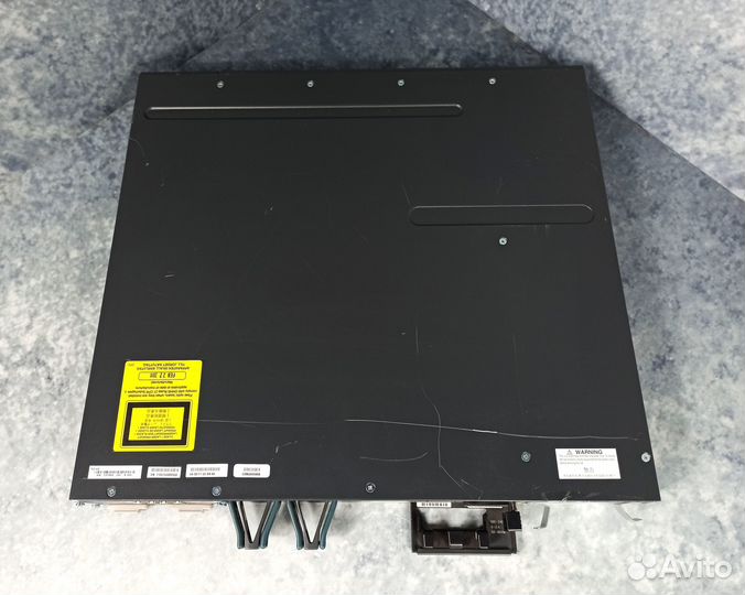 Коммутатор Cisco WS-C3750X-24-T-S V02