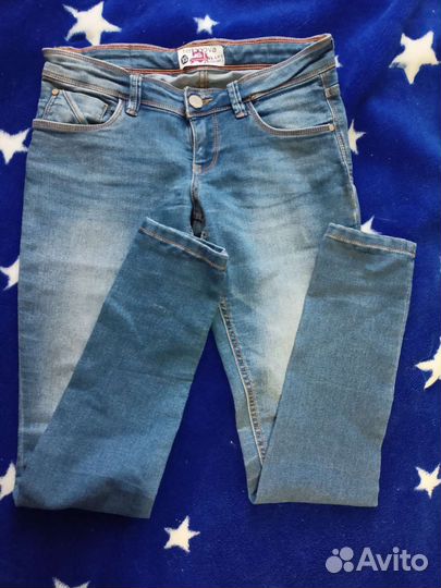 Вещи женские (джинсы, брюки, платье, сарафан)