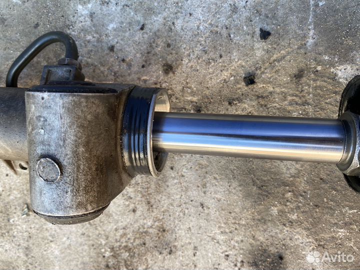 Рулевая рейка Opel Astra H TRW