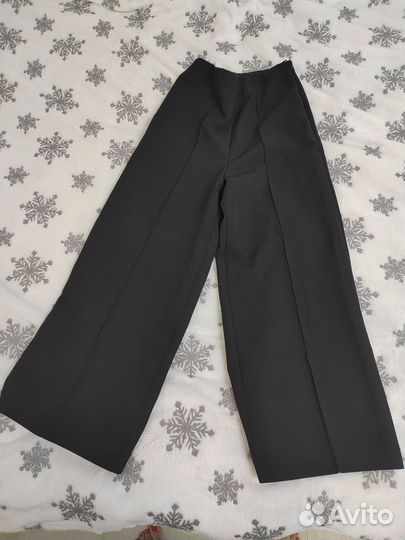 Брюки на девочку 140