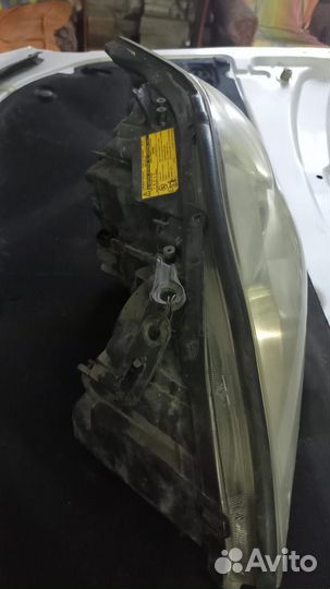 Фара на lexus rx 350