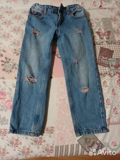 Джинсы разные