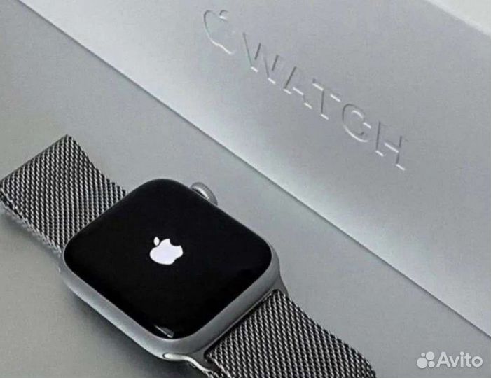 Смарт-часы Apple Watch 7 Apple Watch 8