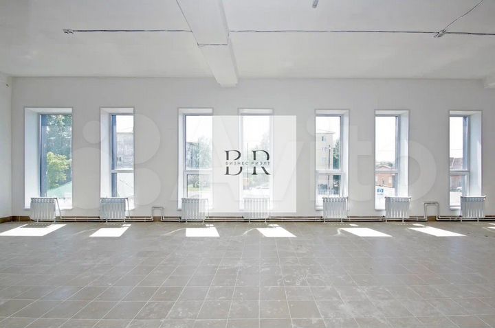 Торговая площадь парковка ремонт от 100- 269 м²