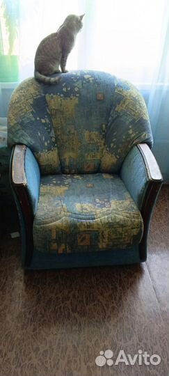 Кресло в дар