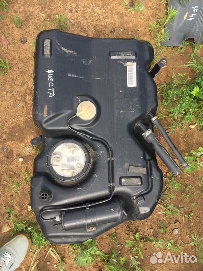 Бензобак Ford Fiesta форд фиеста