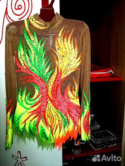 Купальник для художественной гимнастики