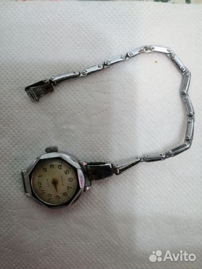 Часы наручные женские с браслетом(новые)