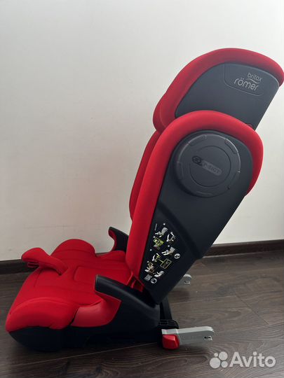 Детское автокресло britax romer kidfix 2s