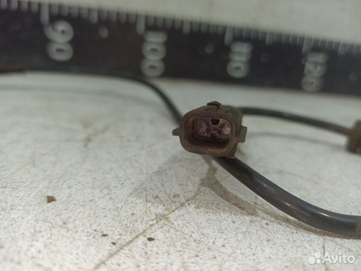 Датчик ABS задний Ниссан
