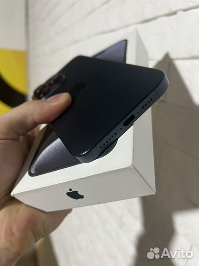 iPhone 15 Pro Max, 256 ГБ