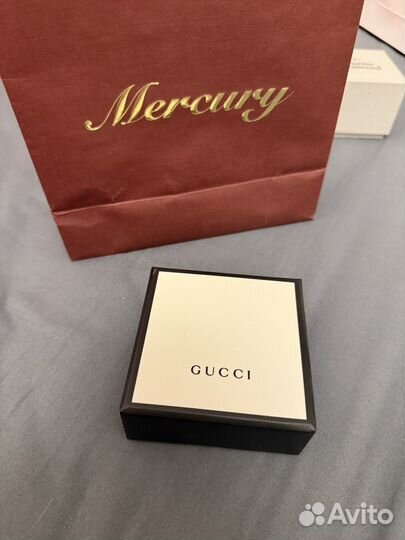 Коробки от украшений gucci, vivienne westwood