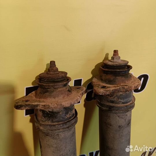 Задний амортизатор Chevrolet Aveo T200-250