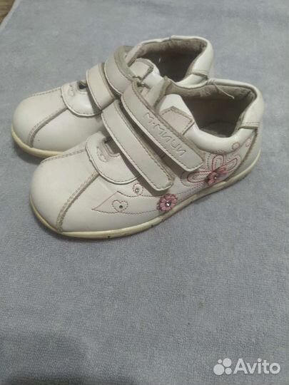 Кроссовки для девочки 29