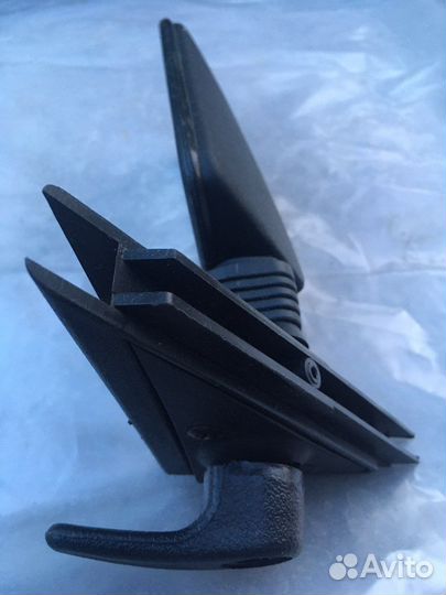 Зеркало заднего вида