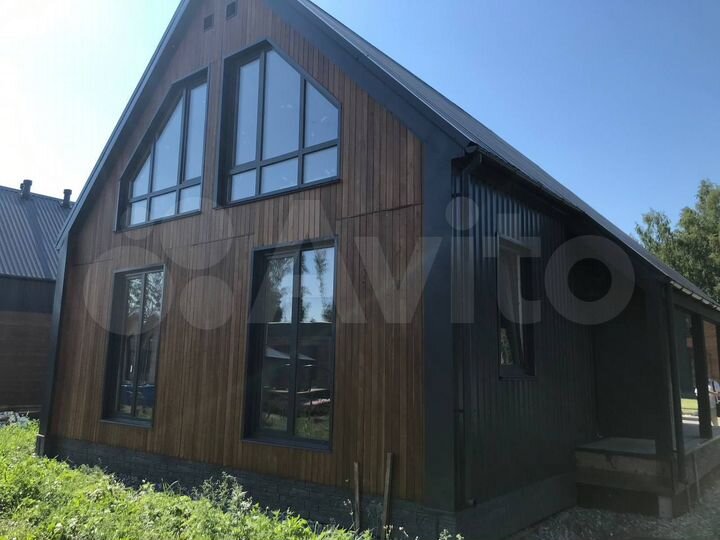 Коттедж 128 м² на участке 4,3 сот.