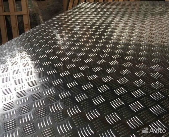 Алюминиевый лист рифленый