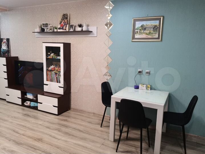 3-к. квартира, 54,4 м², 2/5 эт.