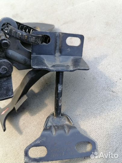 Замок капота для Mercedes Benz W220 1998-2005