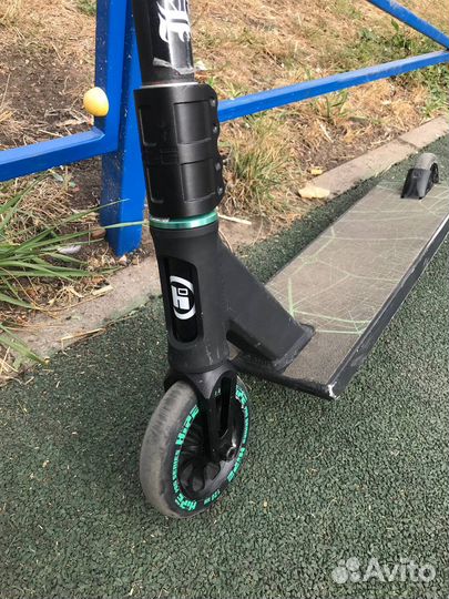 Самокат трюковой hype h6