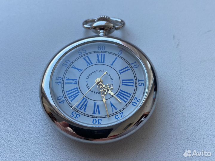 Часы карманные кварцевые