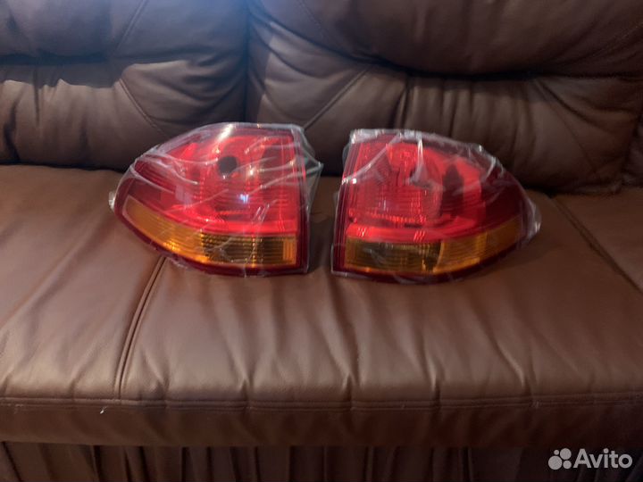 Фонари задние Mitsubishi Pajero Sport 2