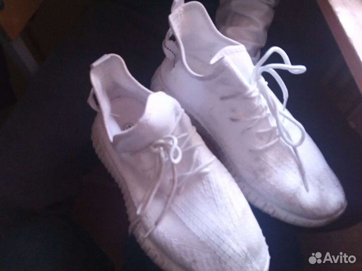 Кроссовки мужские изики