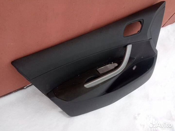 Обшивка двери передняя левая Peugeot 308 хейчбек