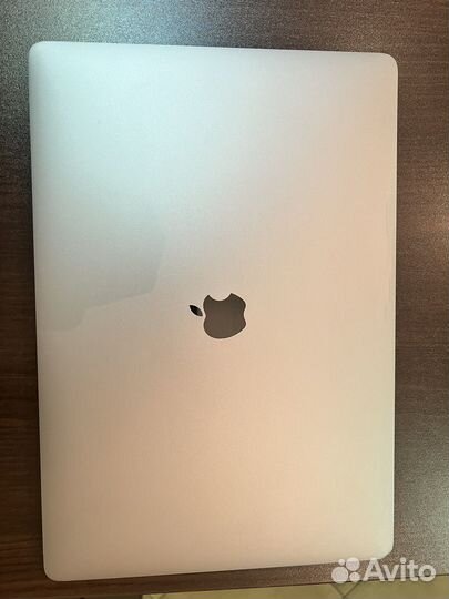 Macbook pro 16,4 2019