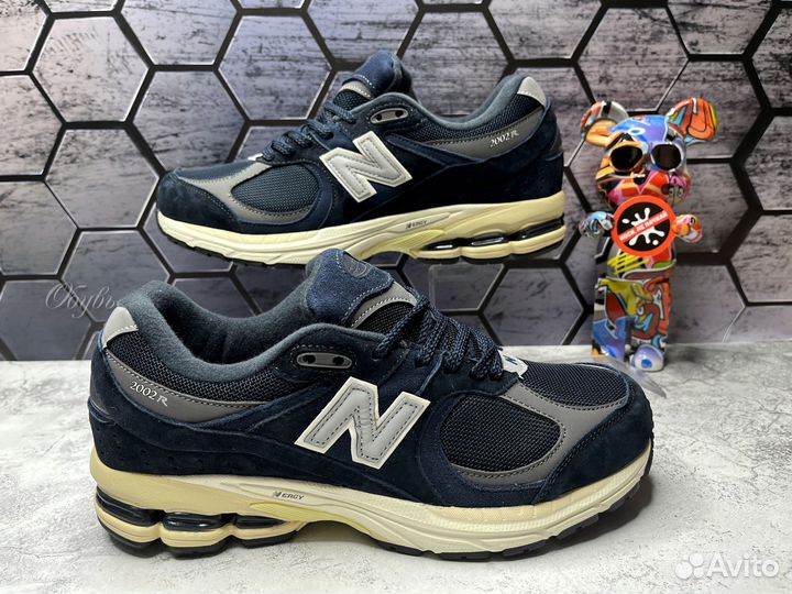 Кроссовки New Balance 2002r blue