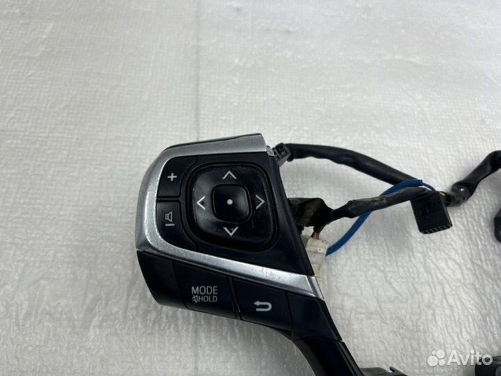 Кнопки на руль Toyota Camry V55 2014-2018