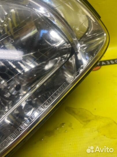 Фара передняя правая Hyundai Santa Fe Classic SM