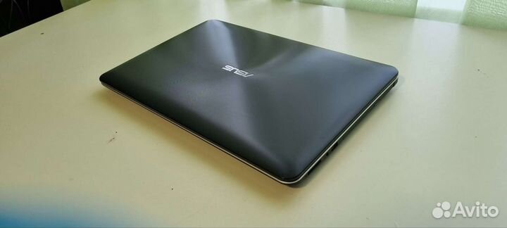 Asus X555L core i7 /8Gb/gt920 2Gb/1tb