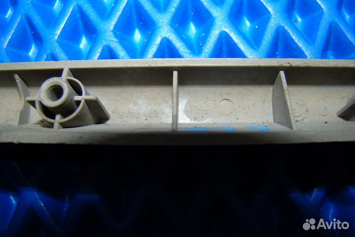 Потолочная ручка задняя BMW E32 бмв Е34