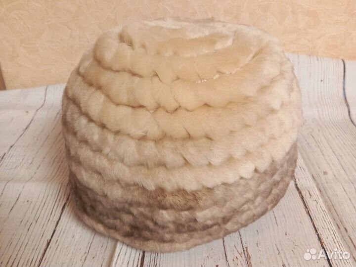 Шапка женская 54р новая