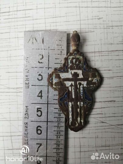 Крест нательный