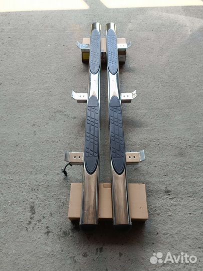 Пороги - подножки Volkswagen Amarok