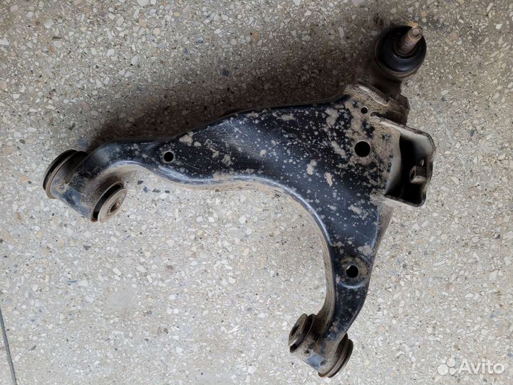 Рычаг передний нижний Lexus, Toyota