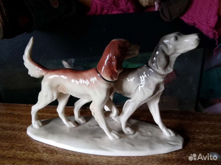 Статуэтка фарфор борзые собаки