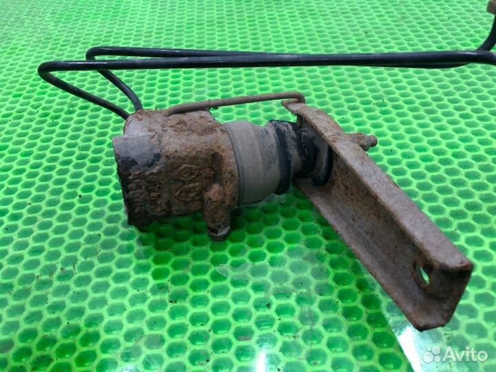 Распределитель тормозной Renault Logan седан