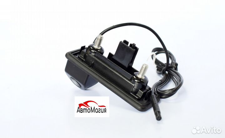 Камера заднего вида в ручку для Skoda VW